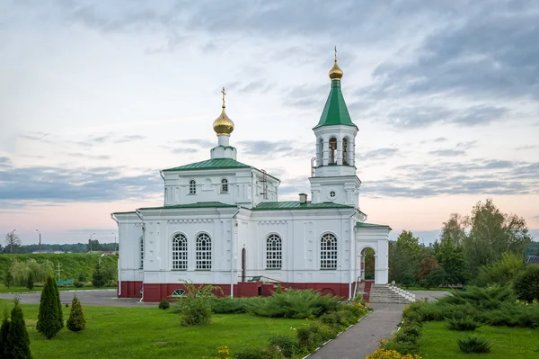 Pokrovskaja, starý kostel v Polotsku, Bělorusko — Stock fotografie