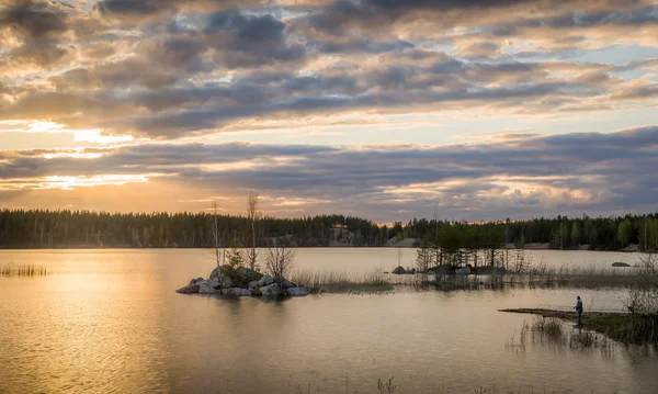 Pesca ao pôr do sol — Fotografia de Stock