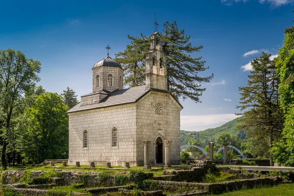 Найстаріша церква Чорногорії, церква корт у Cetinje. — стокове фото