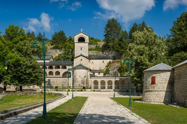 Cetinje kloster födelse av den välsignade Jungfru Maria, Montenegro — Stockfoto