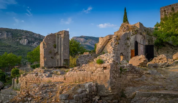 Ruinas de la antigua fortaleza medieval Bar — Foto de Stock