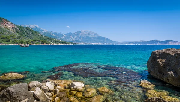 Adriático verão dia mar paisagem — Fotografia de Stock