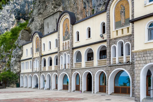 Ostrog üst kilise bina cephe — Stok fotoğraf