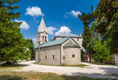 Ostrog Donji manastır kule