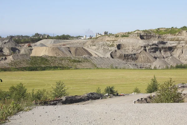 Recuperación de tierras minadas — Foto de Stock