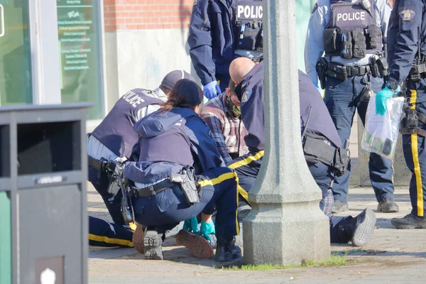 Officer Can Seen Holding Evidence Bag Cash Suspect Apprehended Rcmp — Stock Photo, Image