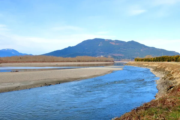 Ampia Veduta Fiume Poco Profondo Durante Mesi Invernali Dei Grandi — Foto Stock