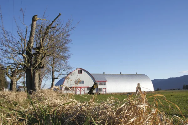 Modern landsbygdens arkitektur — Stockfoto