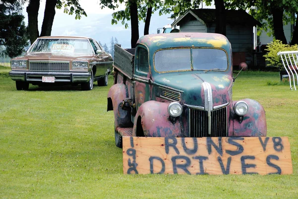 Tweedehands auto verkoop — Stockfoto