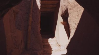 Ait Benhaddou 'daki Karanlık Koridor ve Mimarlık