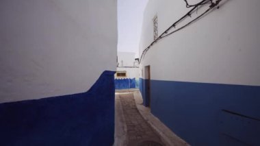 Udayaların Kasbah 'ının terk edilmiş dar sokakları