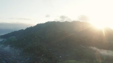 Sisli Yeşil Manzara Üzerine İHA