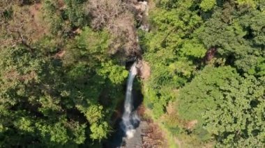 Büyük Şelaleye İnsansız Hava Aracı Uçağı