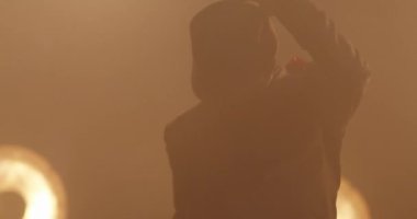 Havalı Dansçı Dans Gösterisi