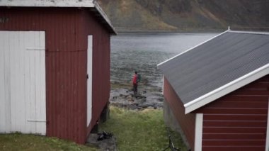 Balıkçı Kulübelerinden Kayalıklarda Yürüyüşe