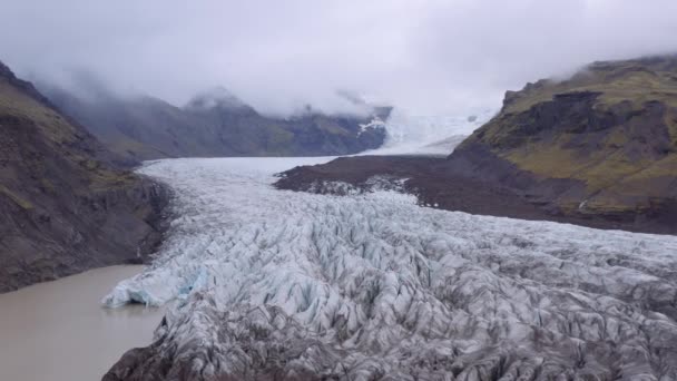 Drönare över massiv glaciär Landskap På Island — Stockvideo