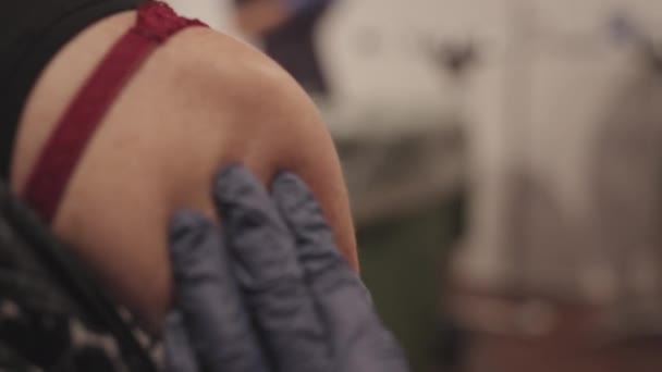Hasta Kapalı Aşı Aşısı Alınıyor — Stok video