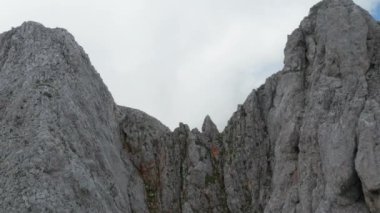 İHA Uçuşu Dağ Tepesinden Geri Çekiliyor