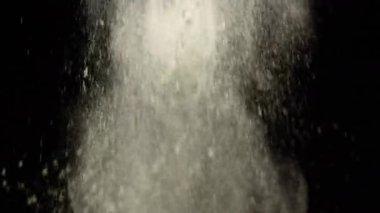 Koyu Arkaplan ve Beyaz un Toz Parçacıkları Havada