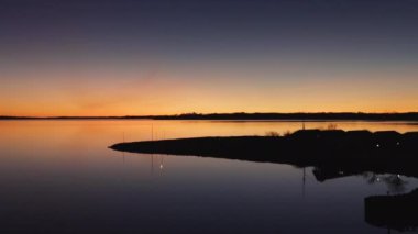 Sakin Günbatımı Sularında İnsansız Hava Aracı