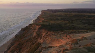Rubjerg 'in sahil üzerinde İHA uçuşu ve manzarası