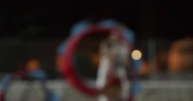 Geleneksel Çin Ejder Dansı Yapan Adam