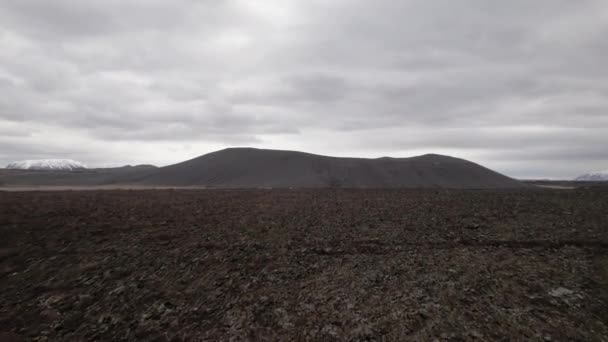 İzlanda Yanardağına İHA — Stok video