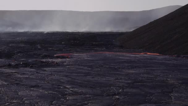 Caudal de lava del volcán Erupting Fagradalsfjall — Vídeos de Stock