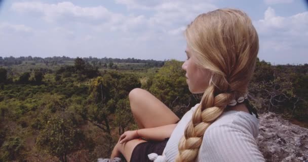 Подорожуюча Камбоджа оцінює погляд з височини — стокове відео