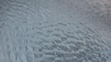 İzlanda 'nın buzul gölü yakınlarında Elmas Sahili' nin buzu ve denizi