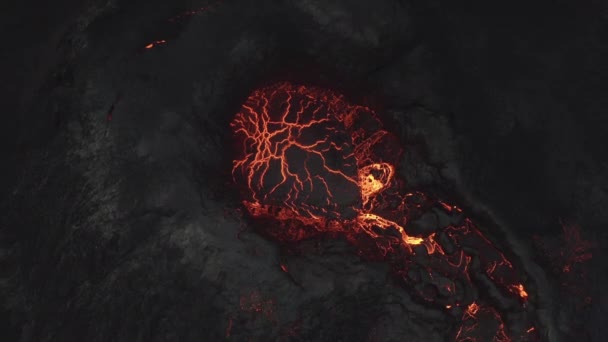 Lava From Erupting Fagradalsfjall Volcano dans la péninsule de Reykjanes, Islande — Video