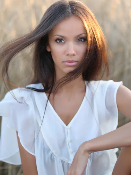 Portrait of a beautiful sexy girl in summer field — Stock Photo, Image