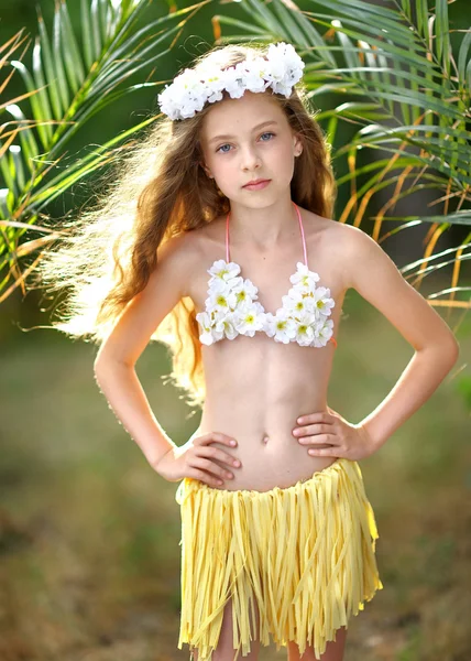 Portrait of little girl in tropical style — Stock Photo, Image