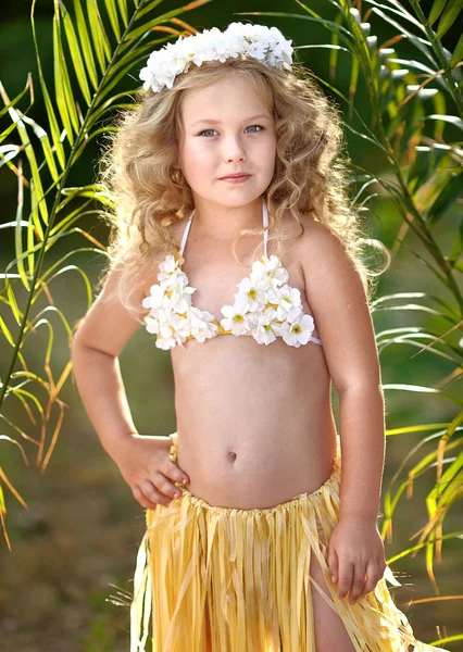 Portrait of little girl in tropical style — Stock Photo, Image