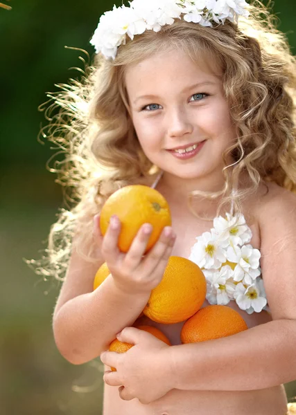 Portrait of little girl in tropical style — Stock Photo, Image