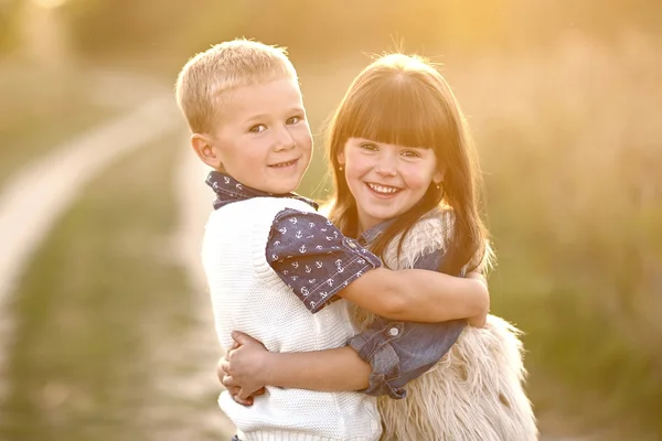 Portrait of a boy girl in a summer — Stock Photo, Image