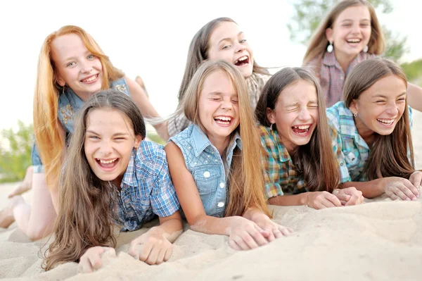 Portrait of joyful beautiful girlfriends on the nature — Stock Photo, Image