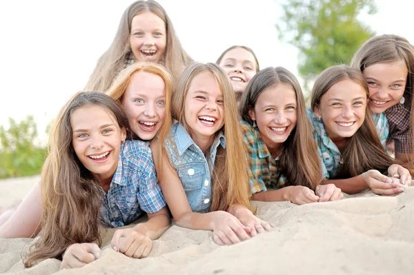 Portrait of joyful beautiful girlfriends on the nature — Stock Photo, Image