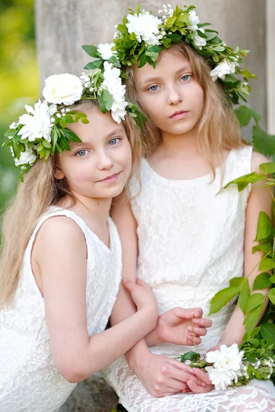 Portrait of two little girls twins — Stock Photo, Image