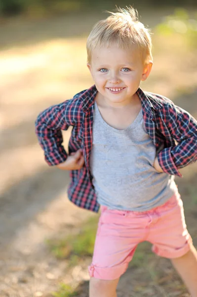 Portrait of a boy in the summer outdoors — Stock Photo, Image