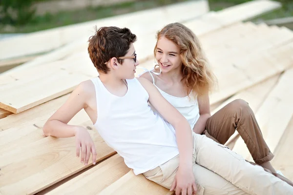 Portrait of a boy and girl  in summer — Stock Photo, Image