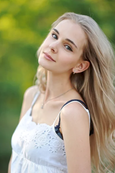 Portrait of a beautiful young model, sexy girl — Stock Photo, Image