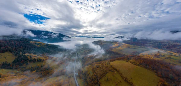 Carpatian 하늘을 Aerial Panoramic — 스톡 사진