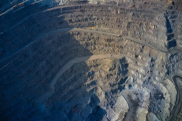 Extração Minerais Com Ajuda Equipamentos Especiais Luz Noite Quente Pitoresca — Fotografia de Stock