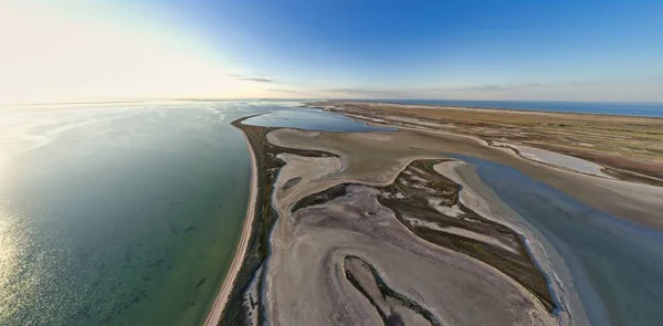 Ilhas Incomuns Lago Brilhante Vista Superior Câmera Drone — Fotografia de Stock