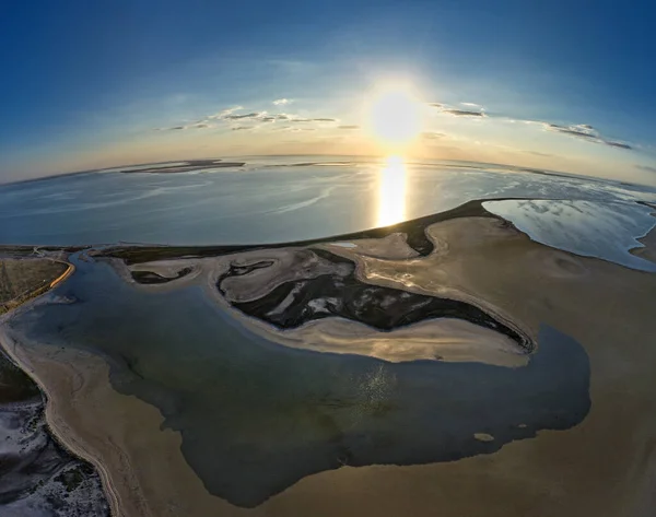 Ilhas Incomuns Lago Brilhante Vista Superior Câmera Drone — Fotografia de Stock