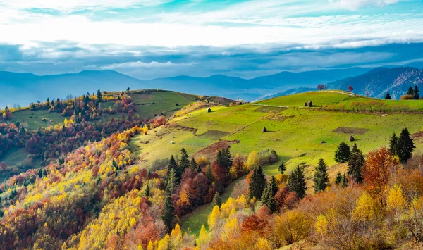 Unusually Beautiful Nature Carpathian Mountains Beautiful Hills Fantastic Sky Colorful — Stock Photo, Image