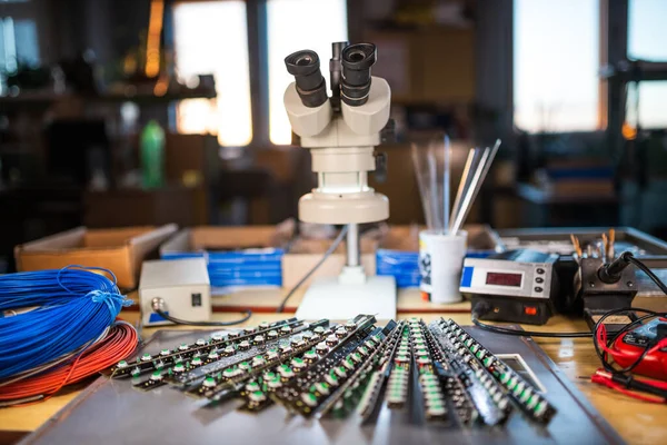 Modern microscope, Panel of LED light indicators is in the production — Foto de Stock