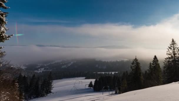 Aurora lapso de tiempo en montaña de invierno — Vídeos de Stock