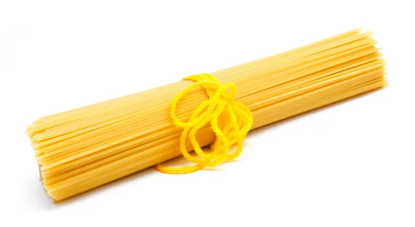 調理されていないイタリアのスパゲティ — ストック写真